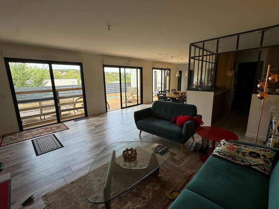 Luxury Villa With Pool And View Juvignac Exterior photo