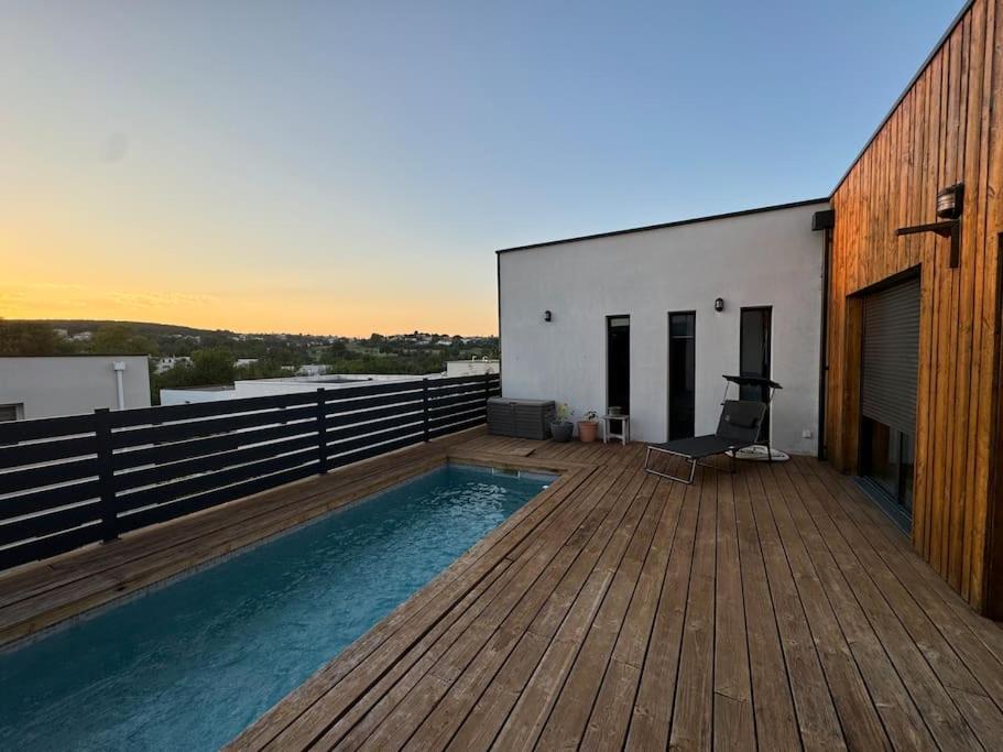 Luxury Villa With Pool And View Juvignac Exterior photo